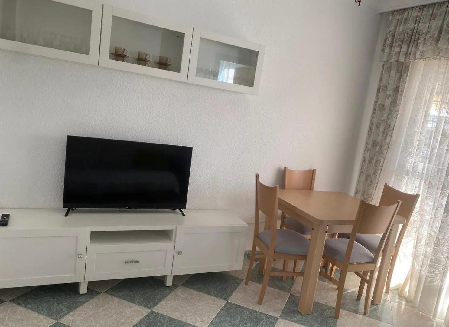 Atico Con Terraza En El Centro De Punta Umbria Apartment 0*,  Spain