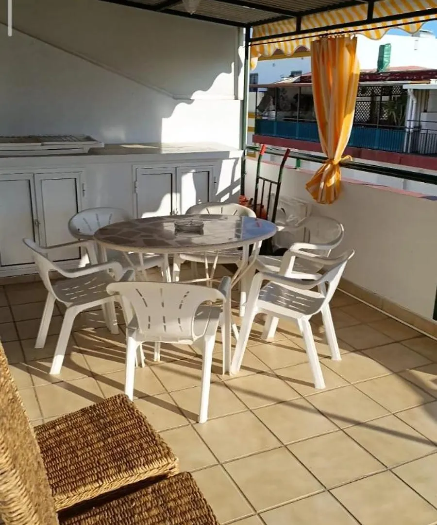 Апартаменты Atico Con Terraza En El Centro De Пунта-Умбрия